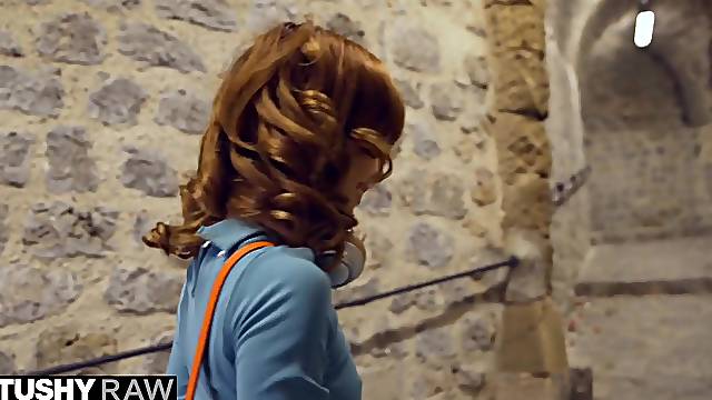 TUSHYRAW Small Redhead Gets her Arsehole Stretched out