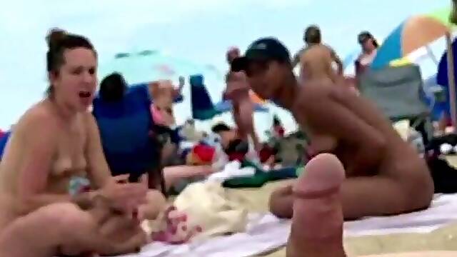 SURPRISE CUM TO BEACH HOTTIES