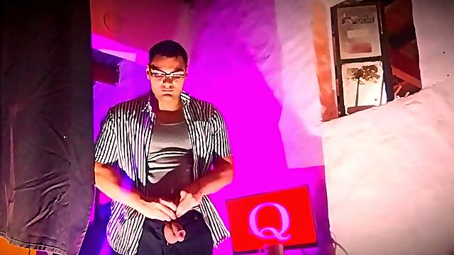 Glasses Hot Purple Stripes N1 - Rubbing a Guitar Yamaha C80 Made in China