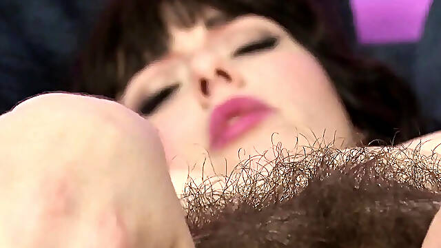 Hawt bushy pin up Simone Delilah shaggy twat and giant cit