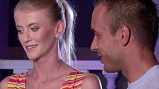 HIS MOM - This Guy caught his mamma and blond gf toying