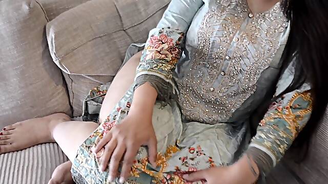 British indian slut girlfriend plays with cunt on bed