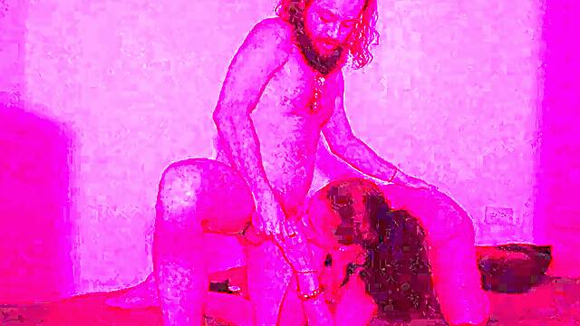 The crimson light indeed turns us on, was 3am thats night n was the 3th boink. Intense orgasm, cum eat