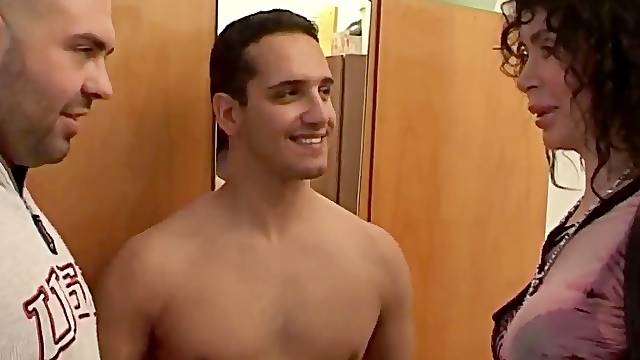Amateur cock throating and jizzing with ass-fuck