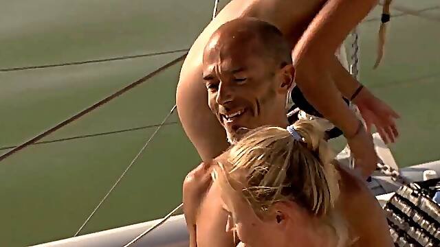 Boning on the Water - Groupsexgames