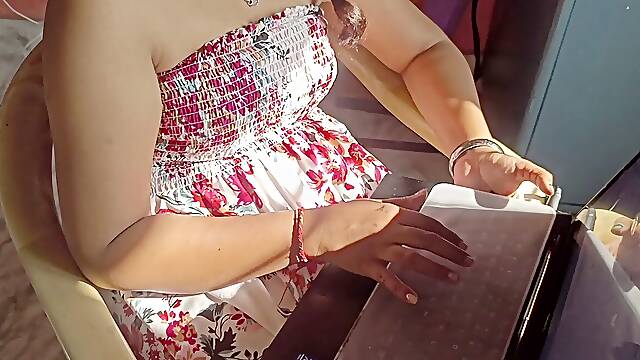 Pinay employee Fucked hard by her Boss for Promotion and Money. - Dipali porked by Boss