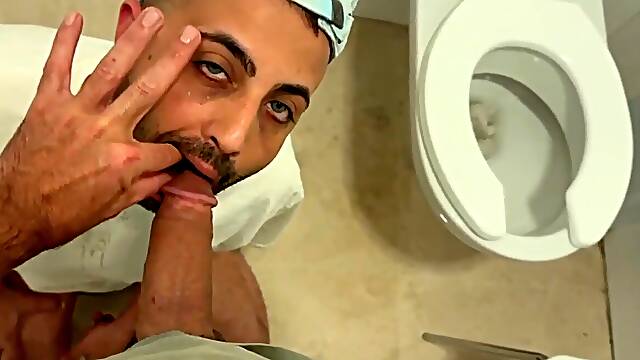 Middle eastern gigantic rod blowage and piss drinking in public toilets