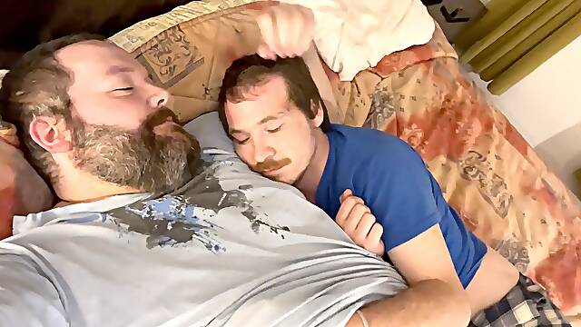 Mon très bon French-Canadian twink chaser marionette stud always adores his enormous thick daddy