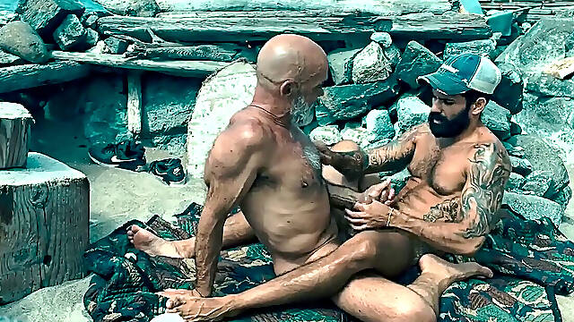 Buttfuckin at the Beach