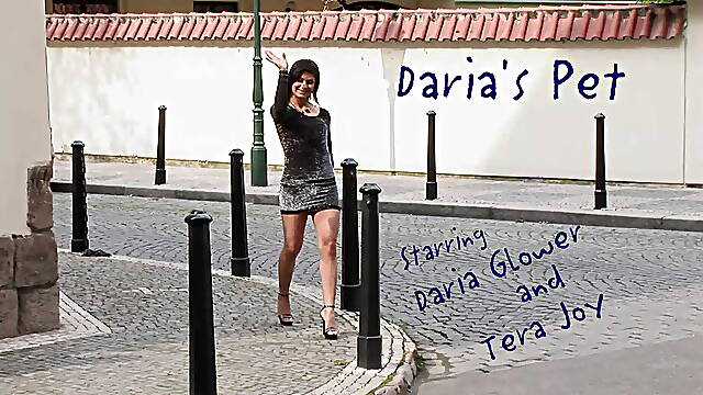 Lady Diara in net stockings have a session with her petite sub.