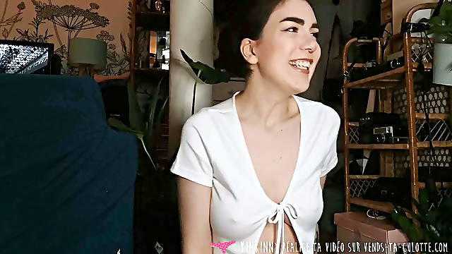 Vends-ta-culotte - French Goddess Insults Micro Penis Looser