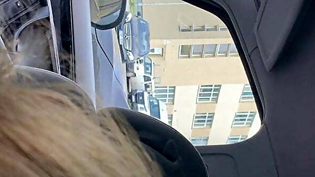 Lithuanian blowjob in car