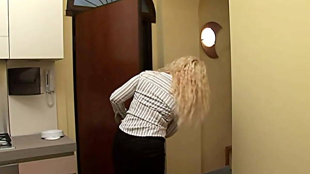 Mamma mia che troia! - Episode 1
