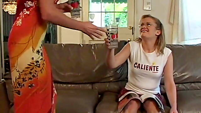 Sweet licking between stepmother and stepdaughter! (The unforgettable Porn Emotions in HD restyling version)