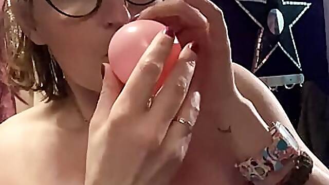 Fun, flapping, boobs and balloons - with behind the scenes kinda action of getting ready too
