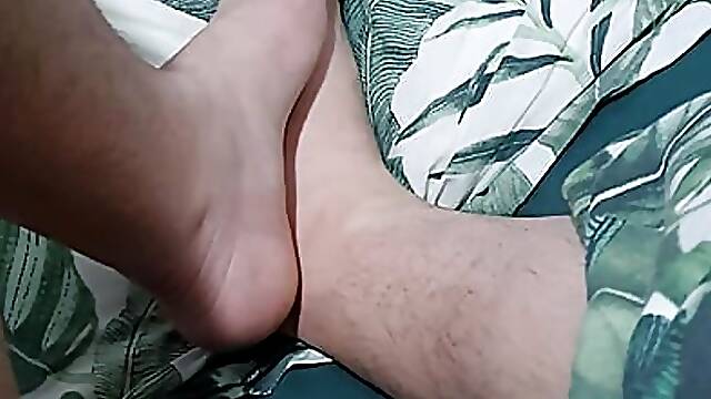 Handjob done in bed by step mom