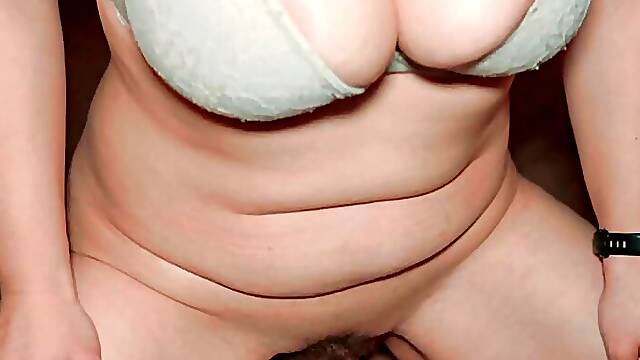 Amateur wife ride a big toy