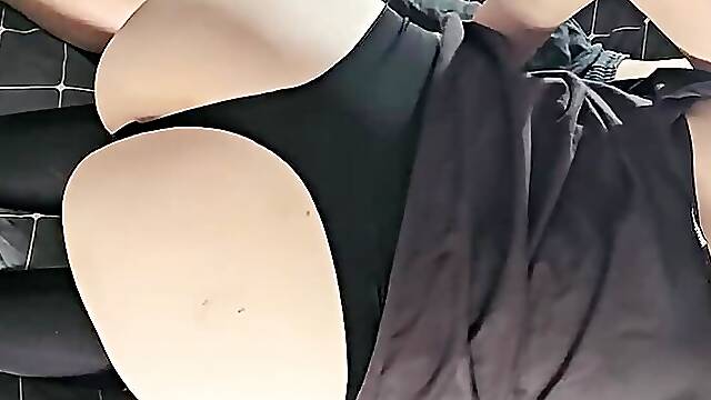 Innocent Beautiful OGya Follows the Commands of the Master POV