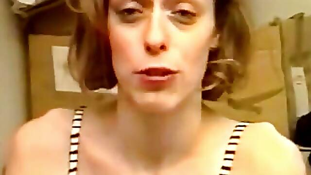 Small gang bang for Julia, 24 years old, shoe saleswoman