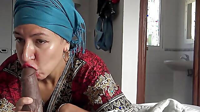 This Turkish granny is SHOCKED !!! I take out my big black cock in front of her.