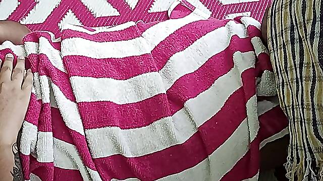 Mallu desi Girl body massage part 1, Mallu wife body massage, Desi girl body massage, Indian hot bhabhi body massage,
