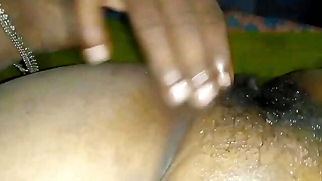 Gand marwani tere mujhe to chut marni hai