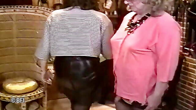 Dutch transvestite