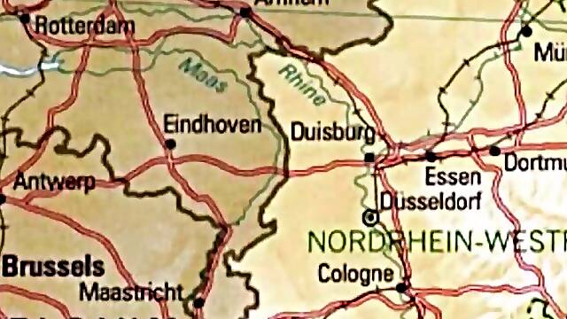 Tattooed milf pussy fucking big dick sucking, fingering