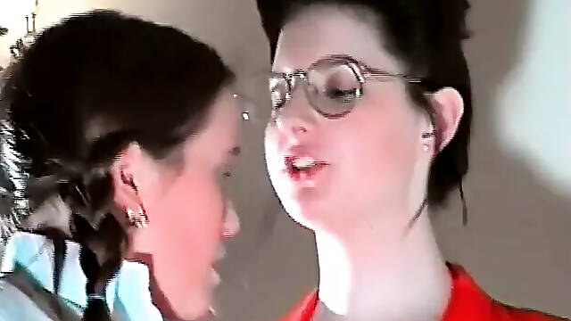 Spanking of Mandy, Julie 1987
