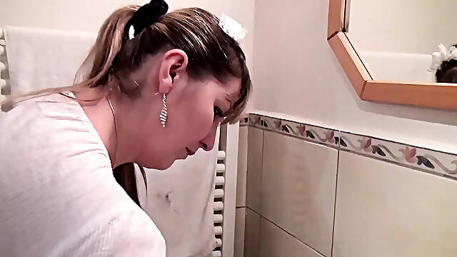 Fat Maid Caught Bathing and Fucked