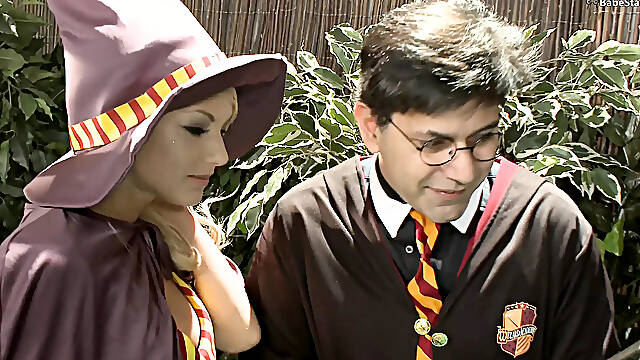 A Harry Potter sexy parody!