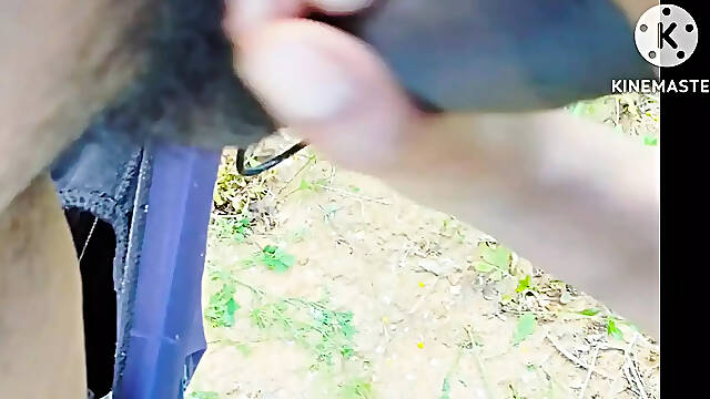 Desi girl friend sucked land in mustard field