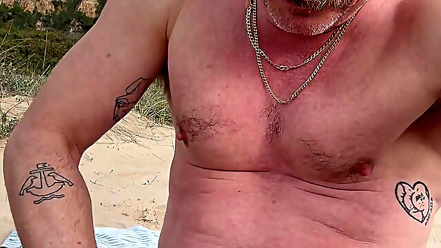 Solo in the Dunes