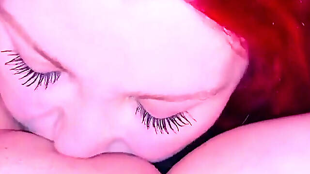 Lesbian Licking Pinkpussy