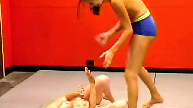 Mature Brunettes in Dripping Wet Lesbian Piss Play Frenzy