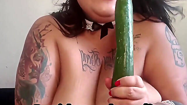 I Decided to Become Vegan and Ate Vegetables Through My Pussy - Mary Jhuana