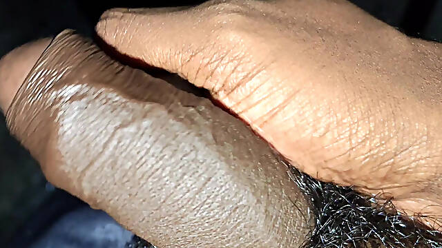 Pissing, jerking and cumming (daily habits)