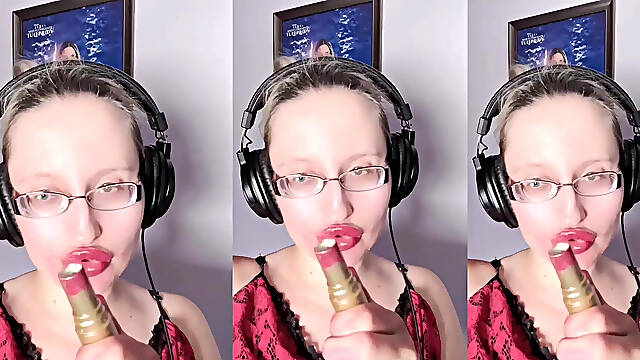 Asmr Sweet Chocolate Eating- Asmr, Eyeglasses, Giantess, Lipstick, Big Lips, Mough, Food, Face Fetish, Long Nails