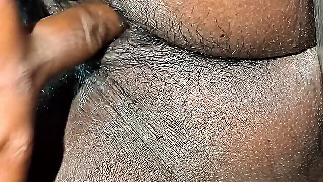 Mallu Girl Fingering and Fuking in Top Possition