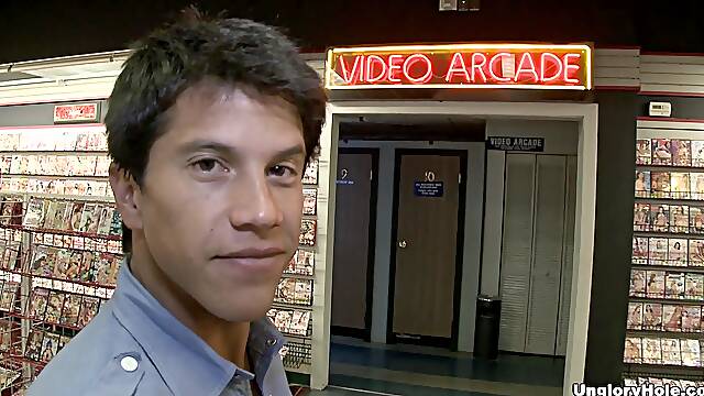 Gloryhole fun with a naughty gay dude sucking a stranger's dick